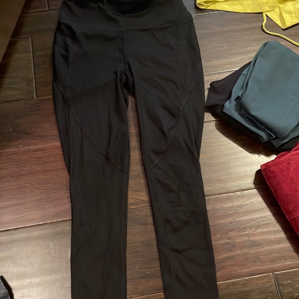 black leggings